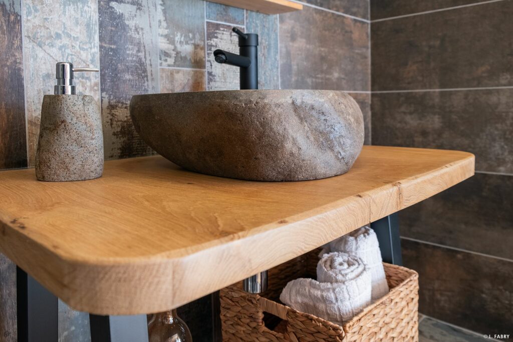booster la rentabilité d’un gîte de montagne premium
salle de bain - montagne - luxe