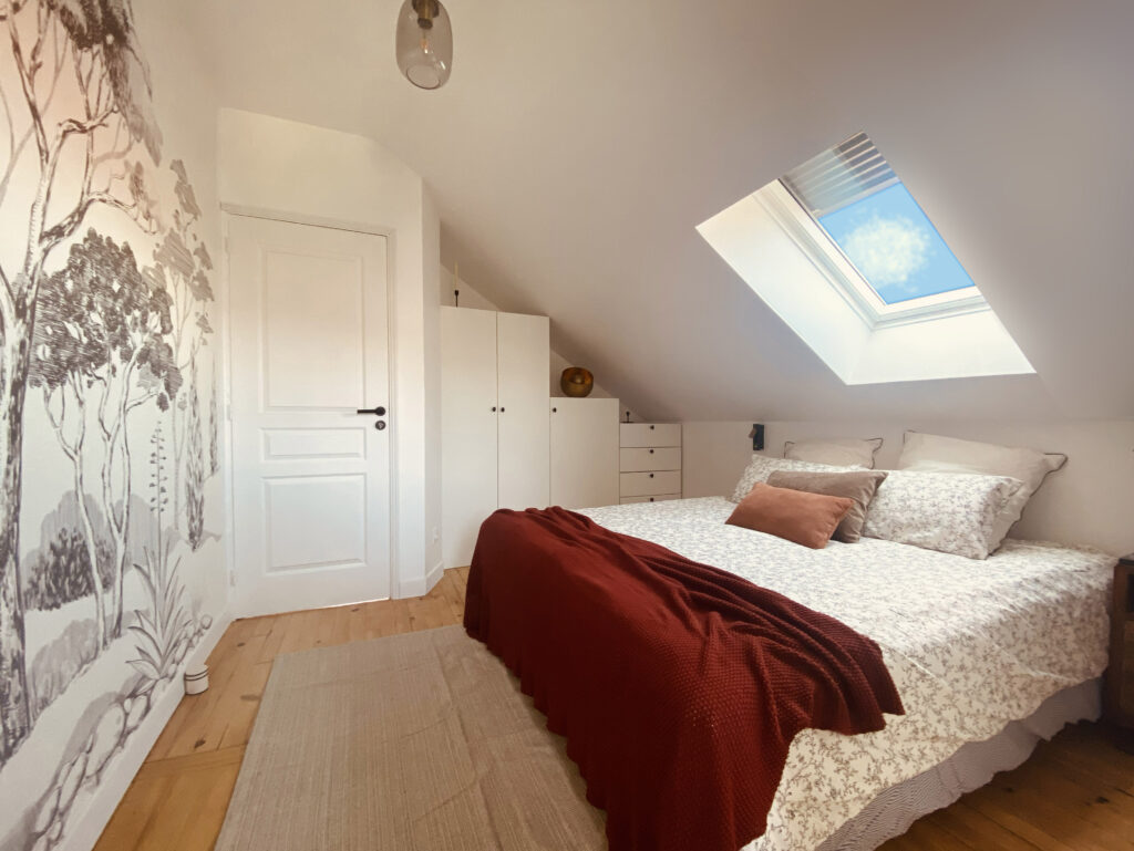 Chambre sous pente - les Pins