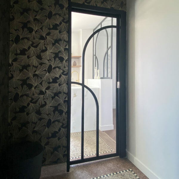Porte verrière / porte coulissante / art déco / métal / arches et formes arrondies